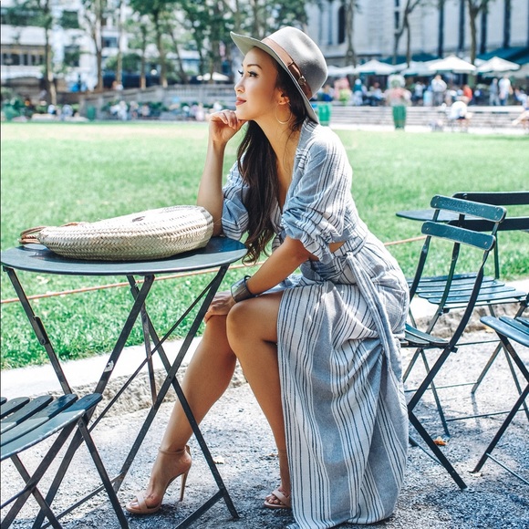 Meet your Posher, Sara - Picture 1 of 1